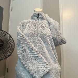 Women’s sweater fluffy